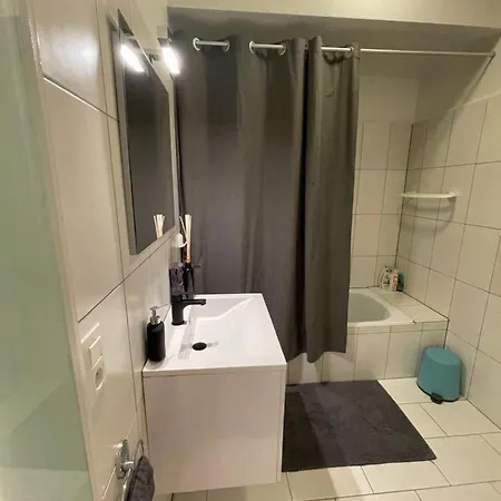 Lovely 2 Bedroom Near Knokke-strand Bar Knokke-Heist