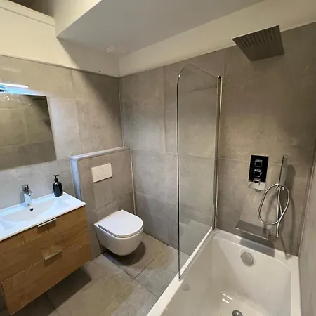 Lovely 2 Bedroom Near Knokke-strand Bar * Knokke-Heist